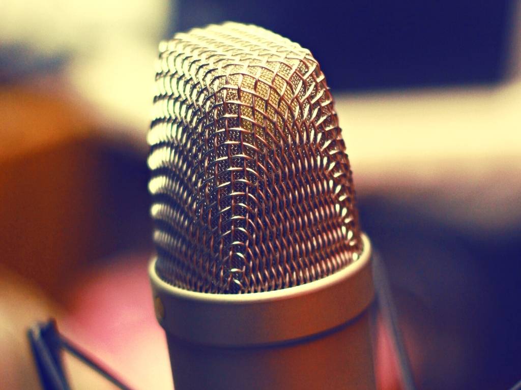 What Is a Condenser Microphone?