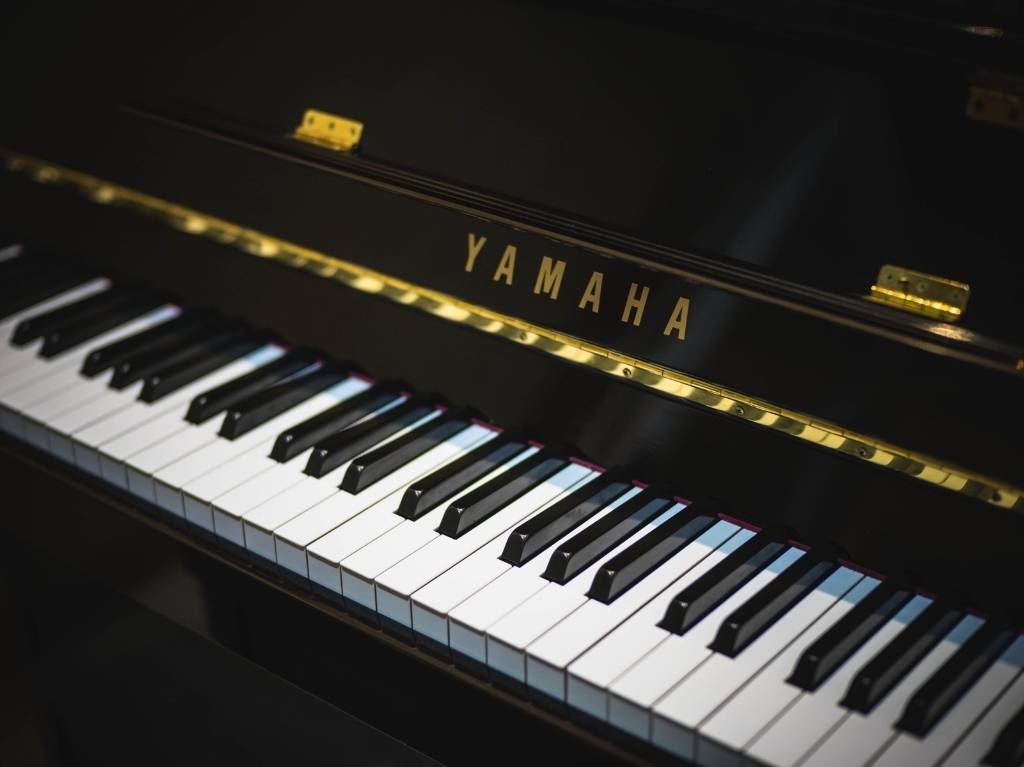 YAMAHA piano