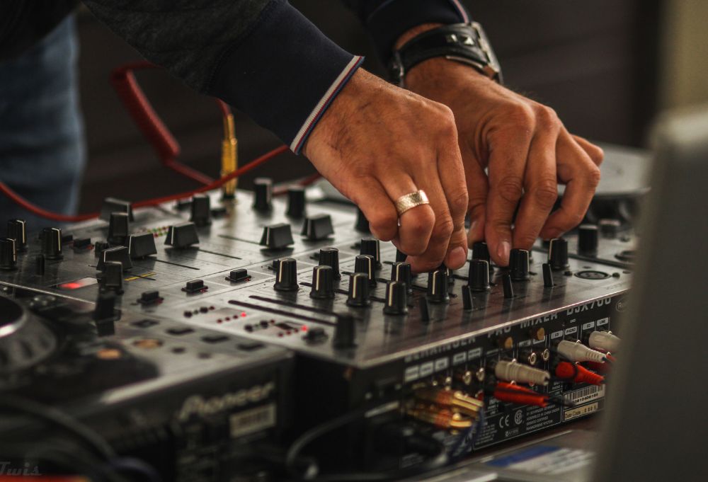 Recording Studios Provide Audio Mixing And Mastering