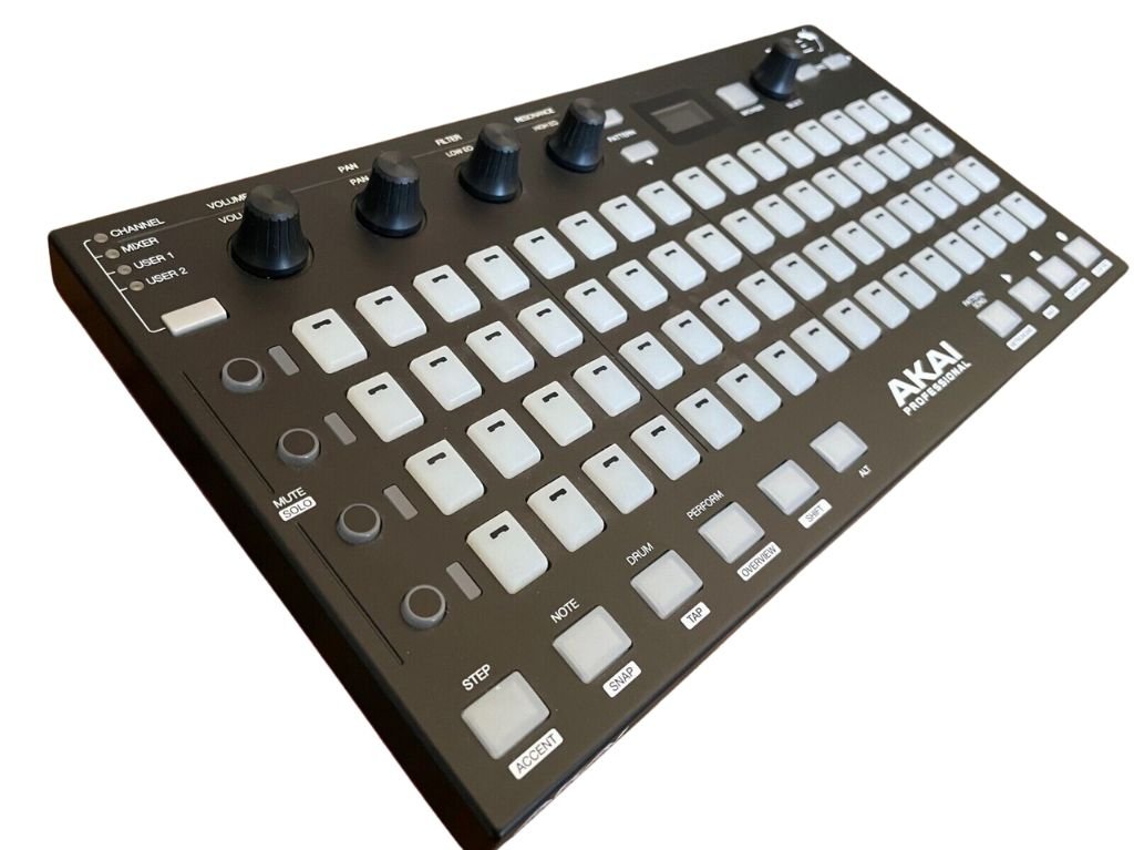 Who The Akai Fire Is For & Why You Might Choose It Over The M-Audio Hammer 88 Pro