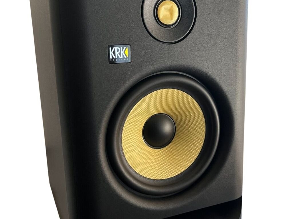 My 1 Month Review Of The KRK Rokit RP7 G4