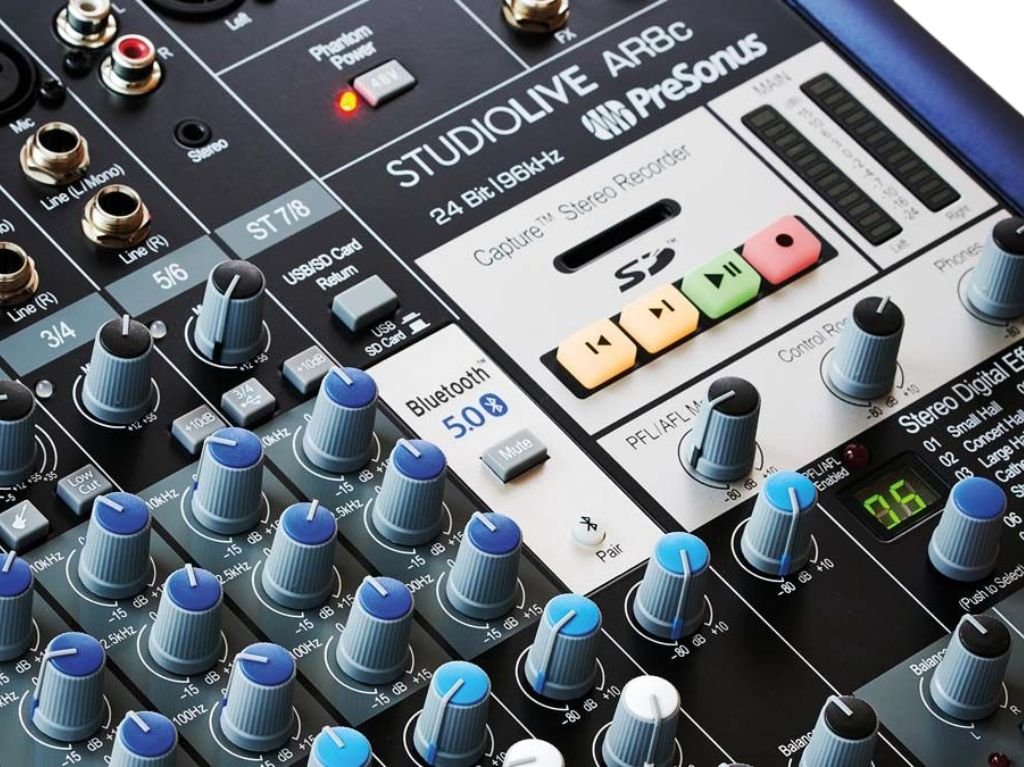 My 1 Month Review Of The PreSonus StudioLive AR8c