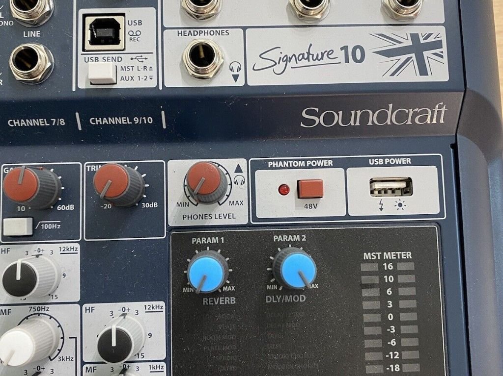 Soundcraft Signature 10 Mixer